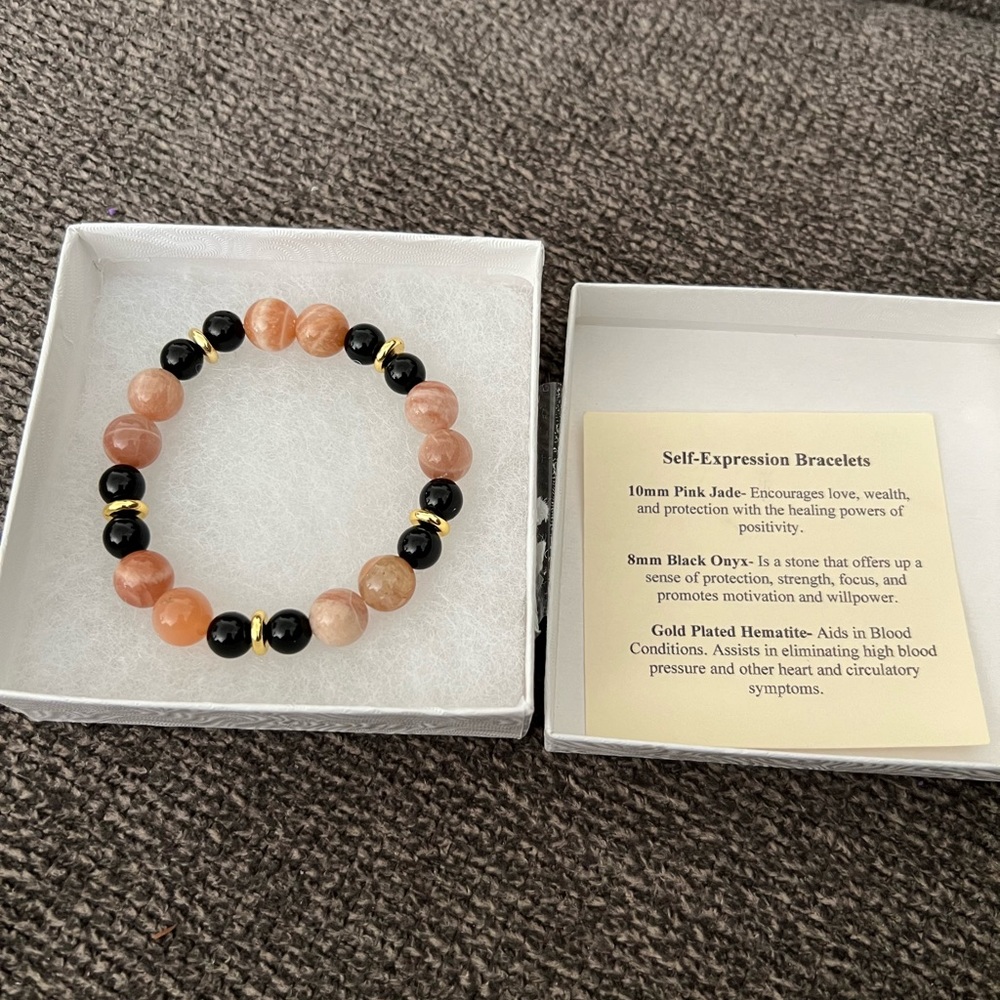 Gorgeous stone bracelet
